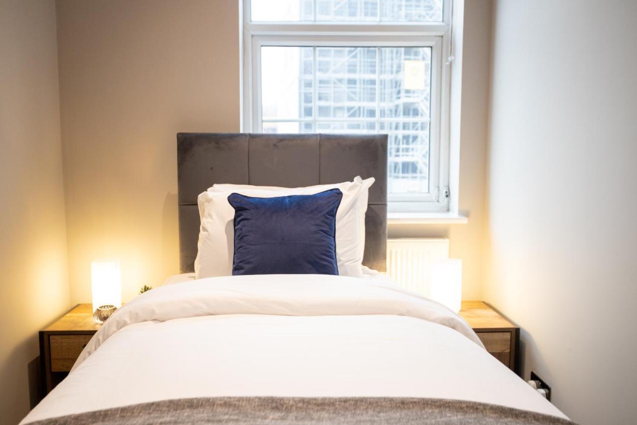 Appartement Deluxe Modern 1&2 Bed Near & Station